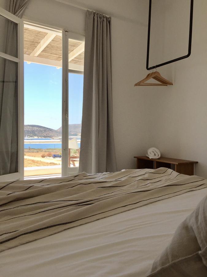 Island White Appartement Agios Georgios  Buitenkant foto