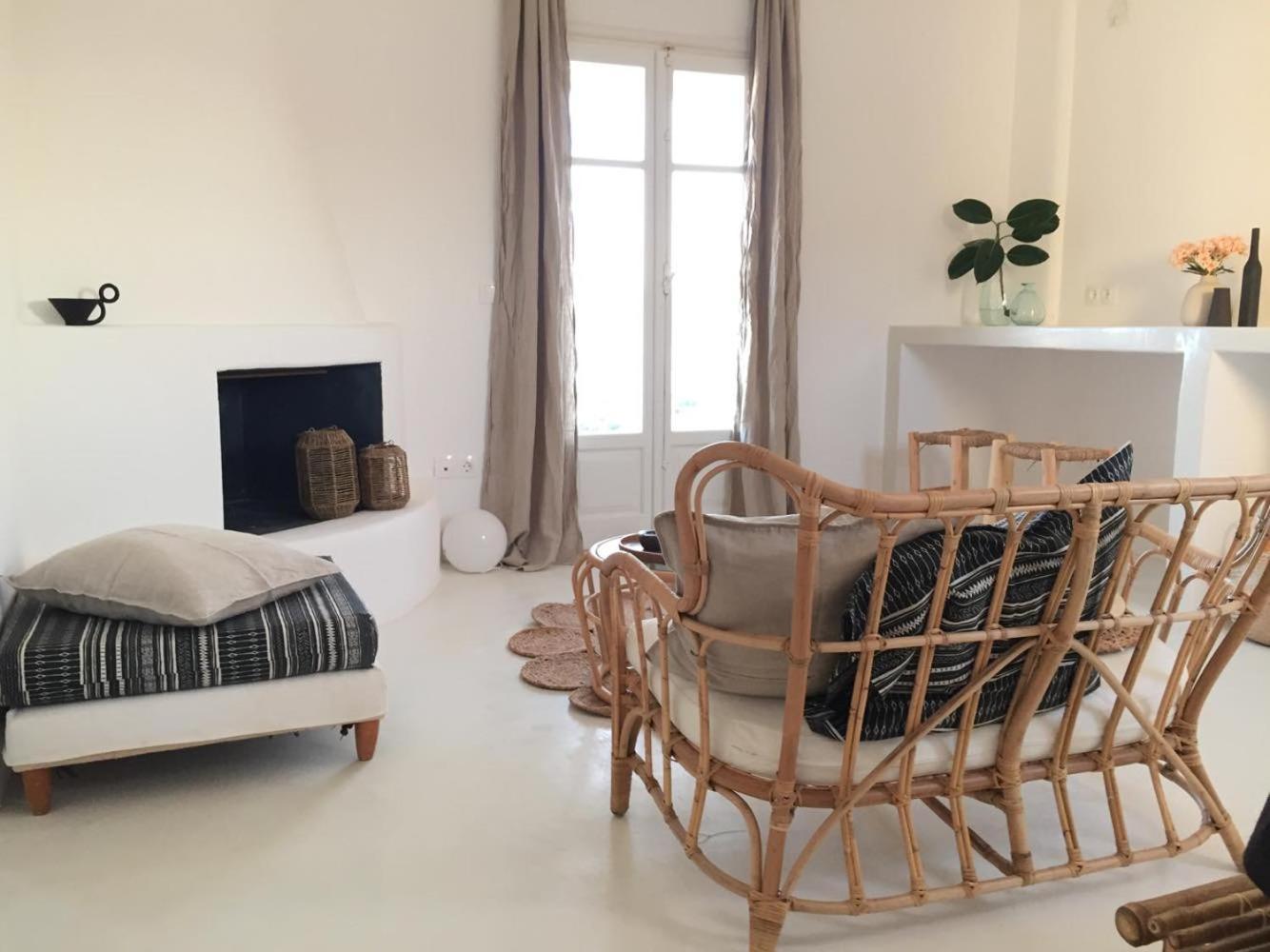 Island White Appartement Agios Georgios  Buitenkant foto