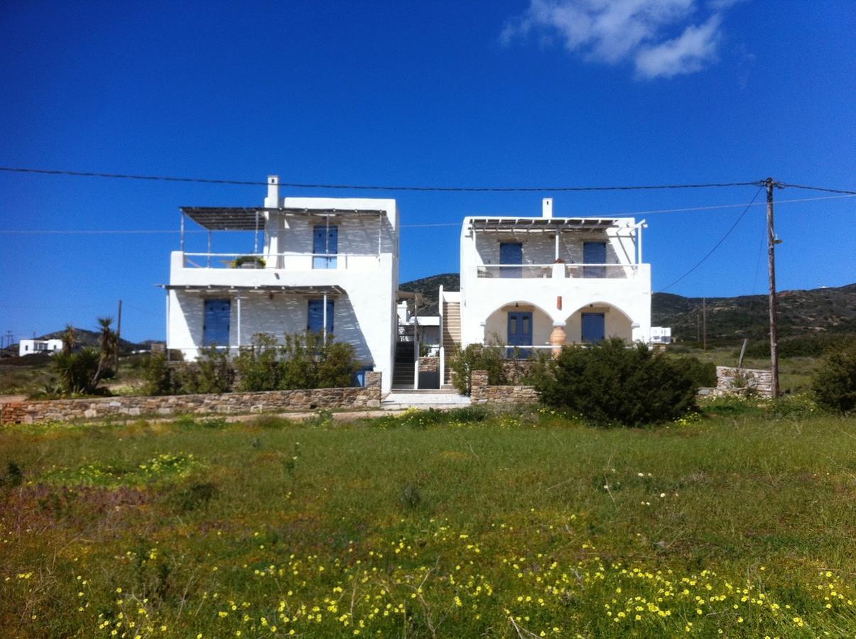 Island White Appartement Agios Georgios  Buitenkant foto